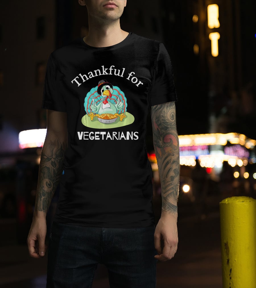 Thankful For Vegetarians Turkey Eating Pie T-Shirt