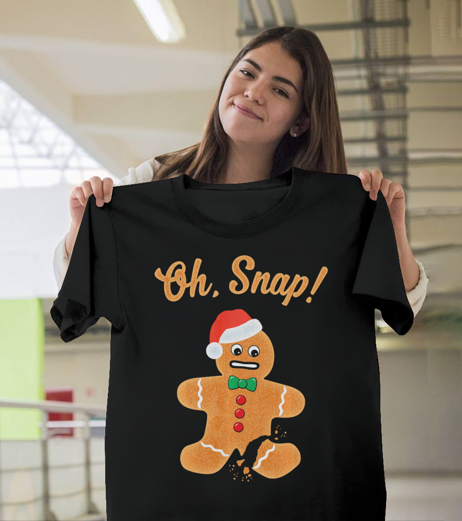 Funny Christmas Gingerbread Man Oh Snap Broken Cookie Santa Hat T-Shirt