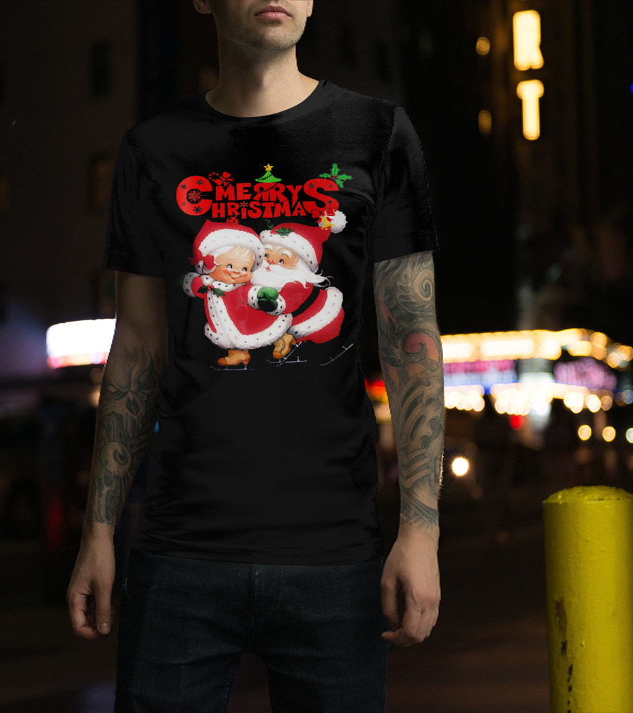 Merry Christmas Cute Mrs Claus And Santa Skating T-Shirt