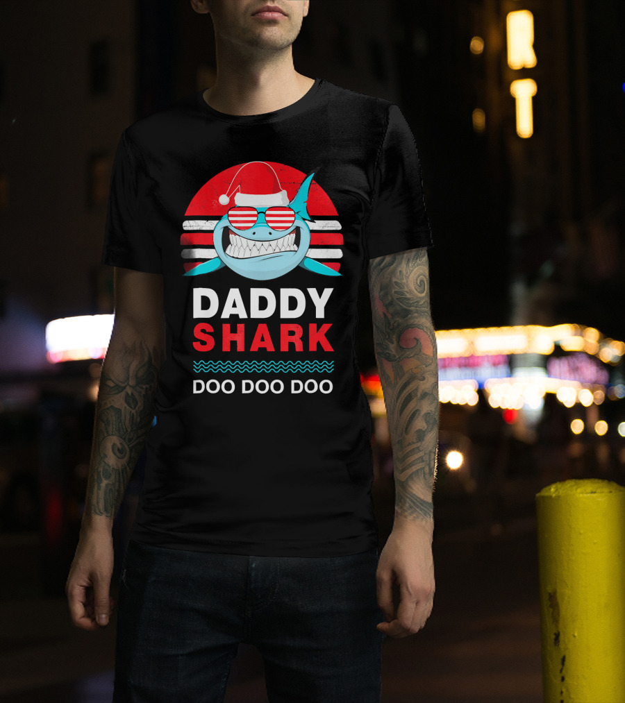 Daddy Shark Doo Doo Doo Christmas Santa Hat Family T-Shirt