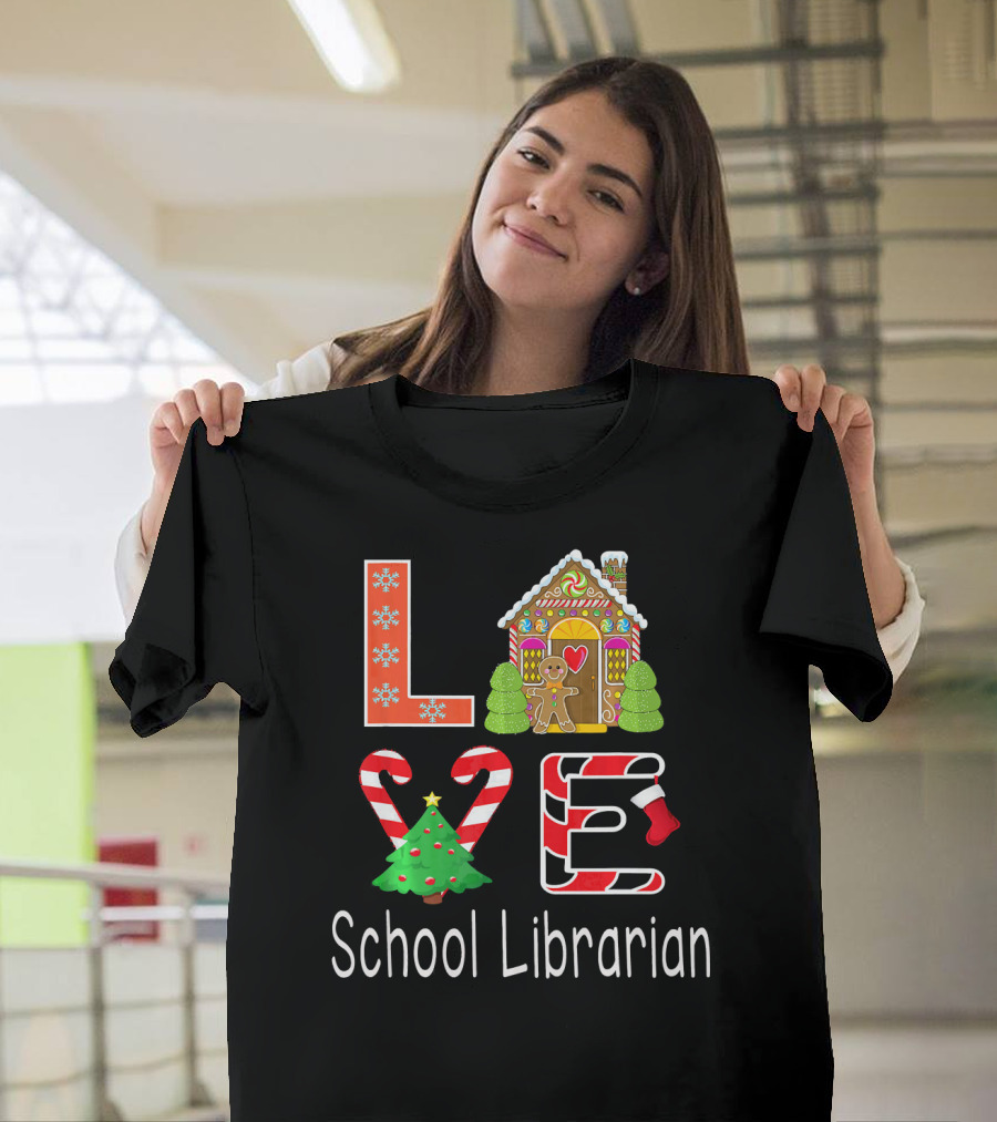 LOVE School Librarian Merry Christmas Gingerbread House Candy Cane Tree T-Shirt