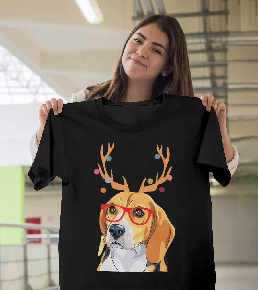 Beagle With Christmas Antlers And Red Glasses T-Shirt