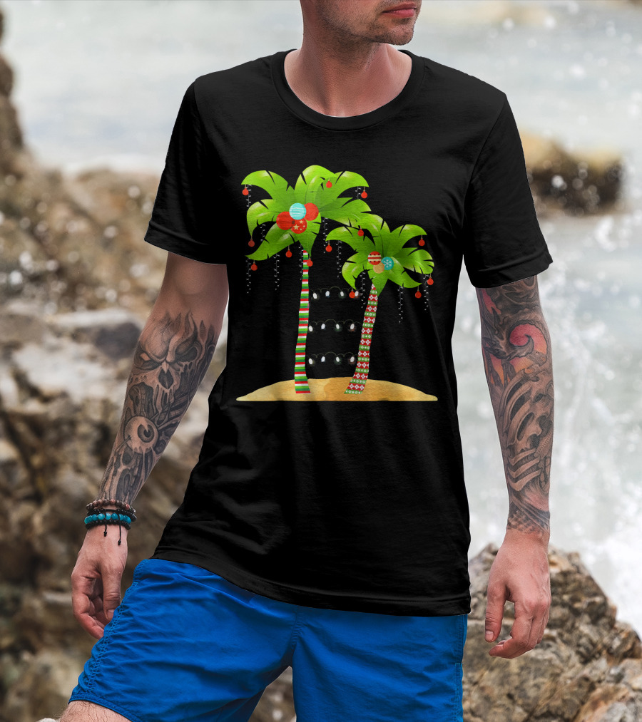 Christmas Tree Palm Mele Kalikimaka Palm Trees With Ornaments And Lights T-Shirt