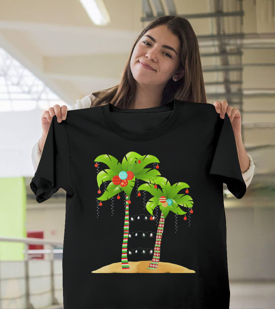 Christmas Tree Palm Mele Kalikimaka Palm Trees with Ornaments and Lights T-Shirt
