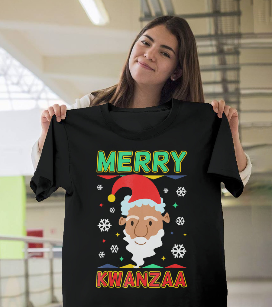 Merry Kwanzaa Santa African Festive Snowflakes T-Shirt