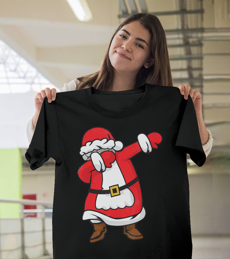 Mrs. Santa Claus Dabbing Christmas Fun T-Shirt