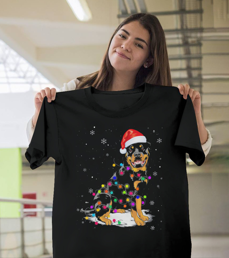 Rottweiler with Santa Hat and Colorful Christmas Lights in Snowy Scene T-Shirt