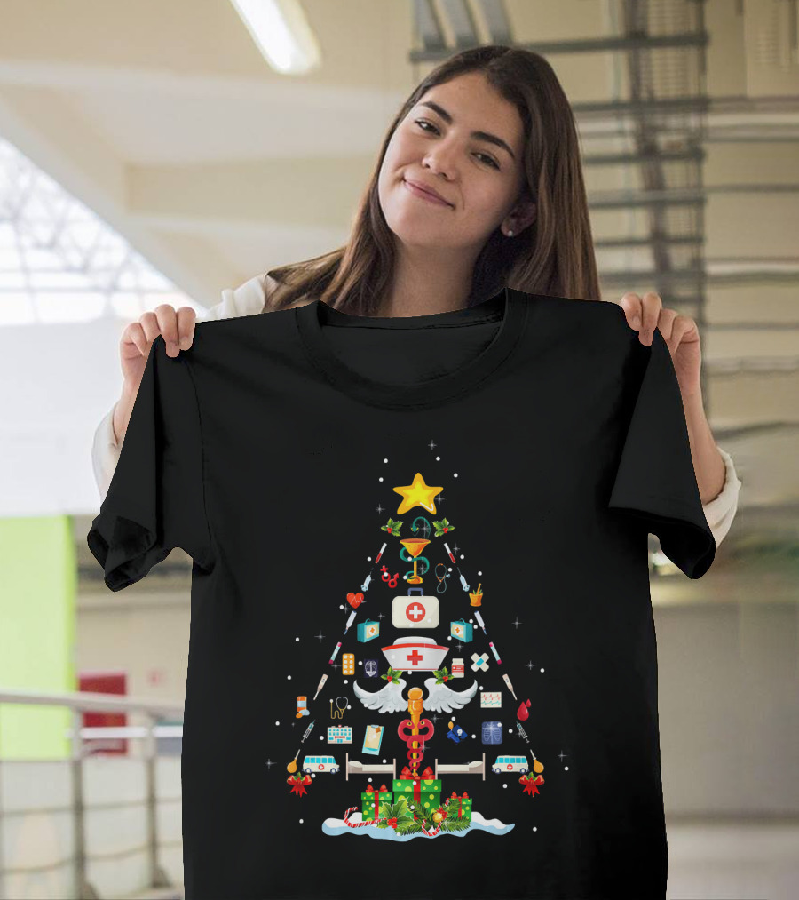 Funny Nurse Medical Christmas Tree With Syringes And Bandages T-Shirt