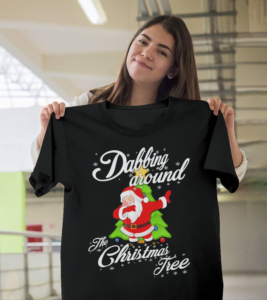 Dabbing Around The Christmas Tree Santa Claus T-Shirt