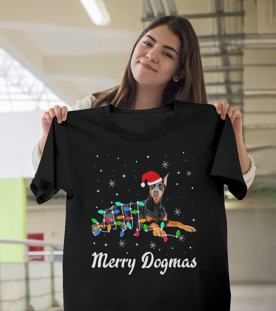 Merry Dogmas Christmas Doberman With Santa Hat And Festive Lights T-Shirt