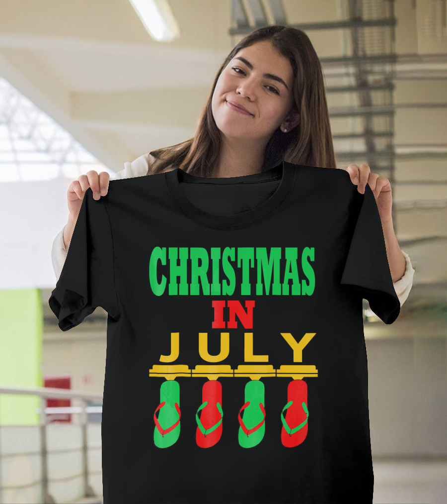 CHRISTMAS IN JULY Flip Flops Summer Holiday T-Shirt