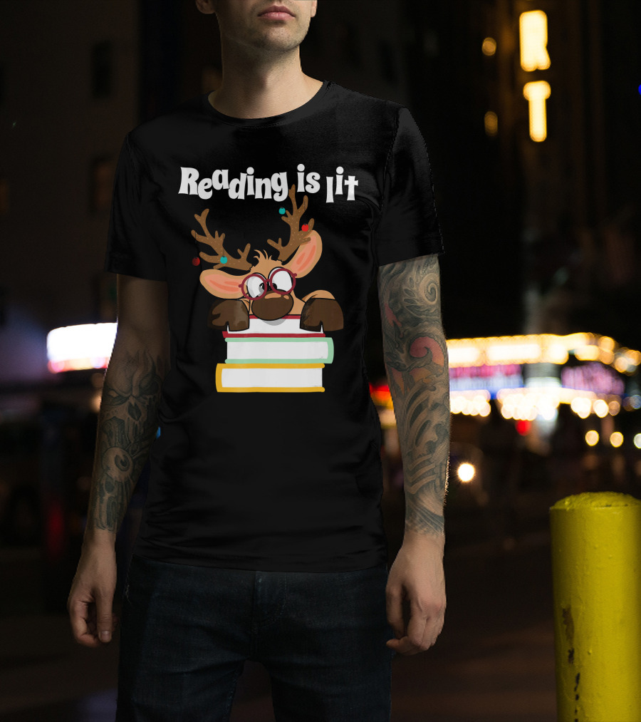 Reading Is Lit Reindeer With Books And Glasses T-Shirt