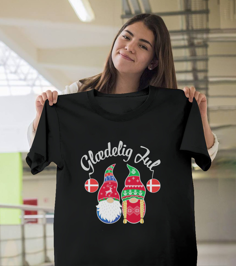 Glaedelig Jul Danish Merry Christmas with Festive Gnomes and Flags T-Shirt