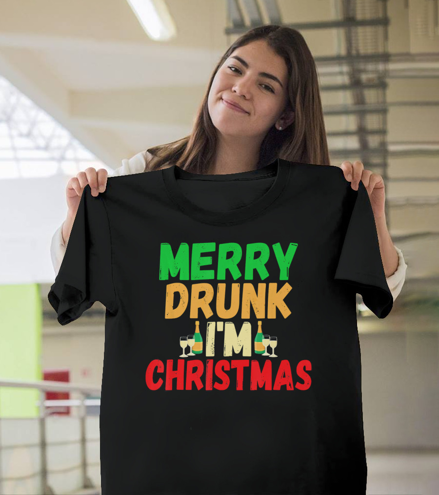 Merry Drunk I'm Christmas Winter Holiday Drinking T-Shirt