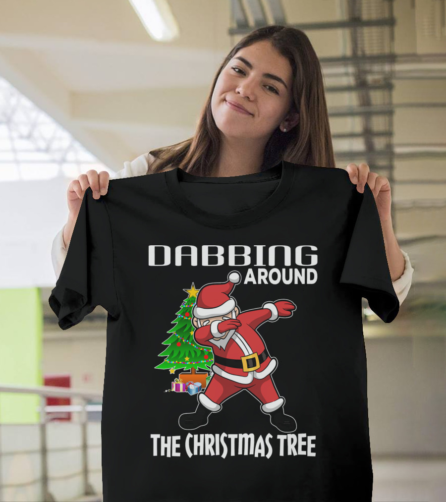 Dabbing Around The Christmas Tree Santa Claus With Presents T-Shirt