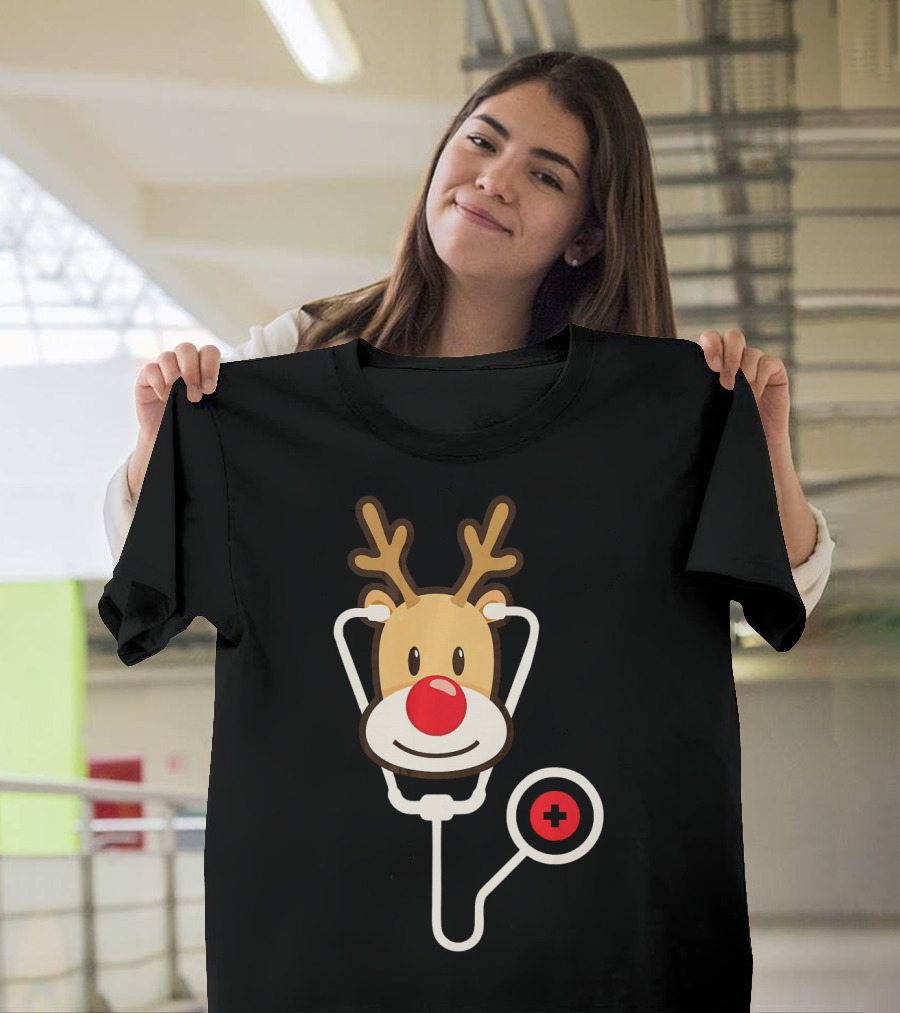 Cute Moose Reindeer Stethoscope Nurse T-Shirt