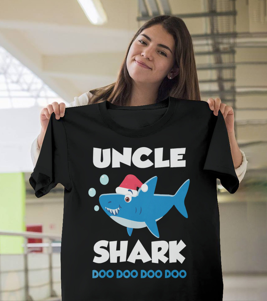 Uncle Shark Doo Doo Doo Doo Christmas Shark Santa Hat T-Shirt