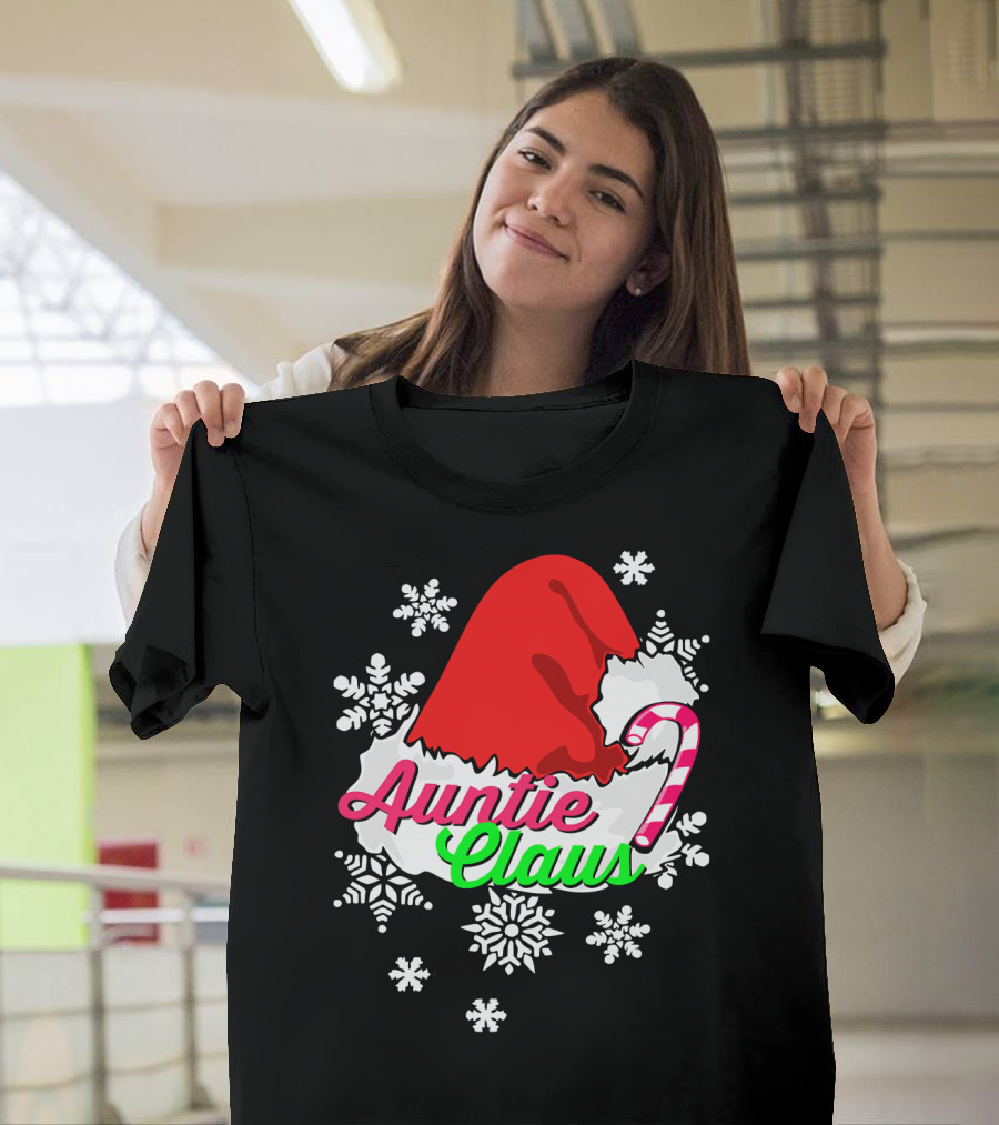 Auntie Claus Christmas Candy Cane Snowflakes Santa Hat T-Shirt