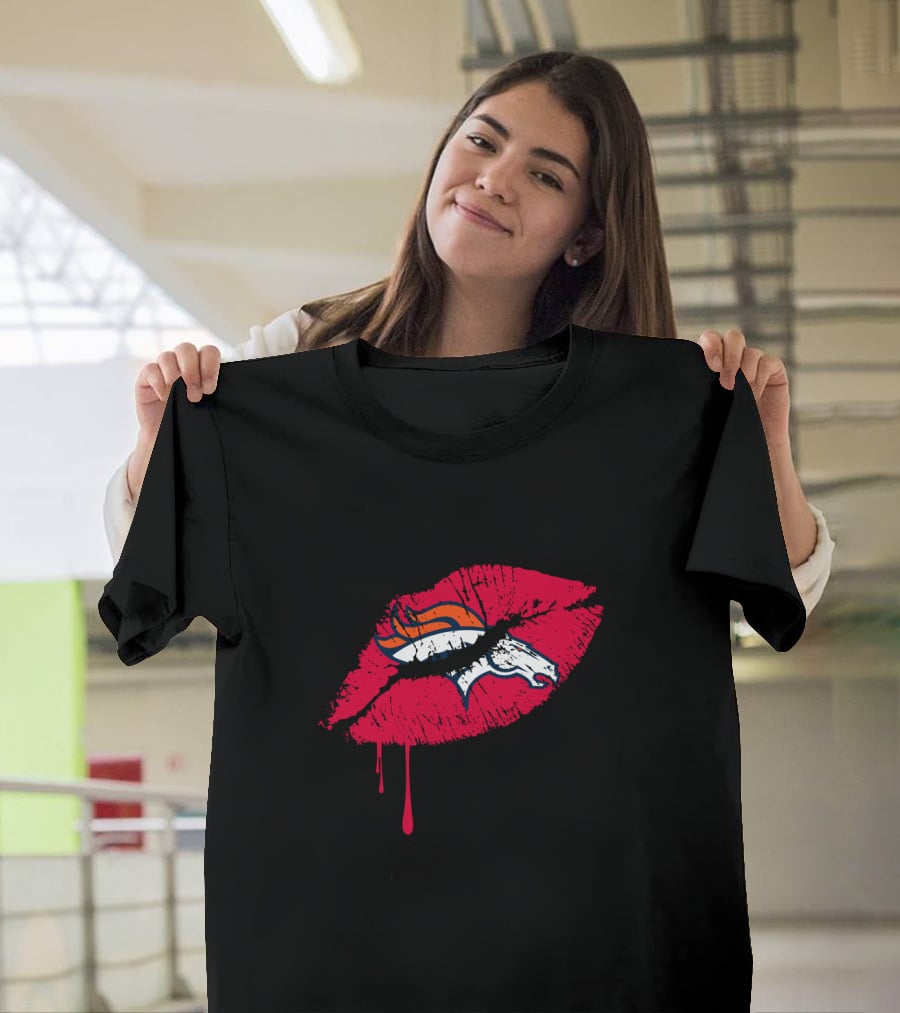 Denver Broncos Lip Logo Dripping T-Shirt