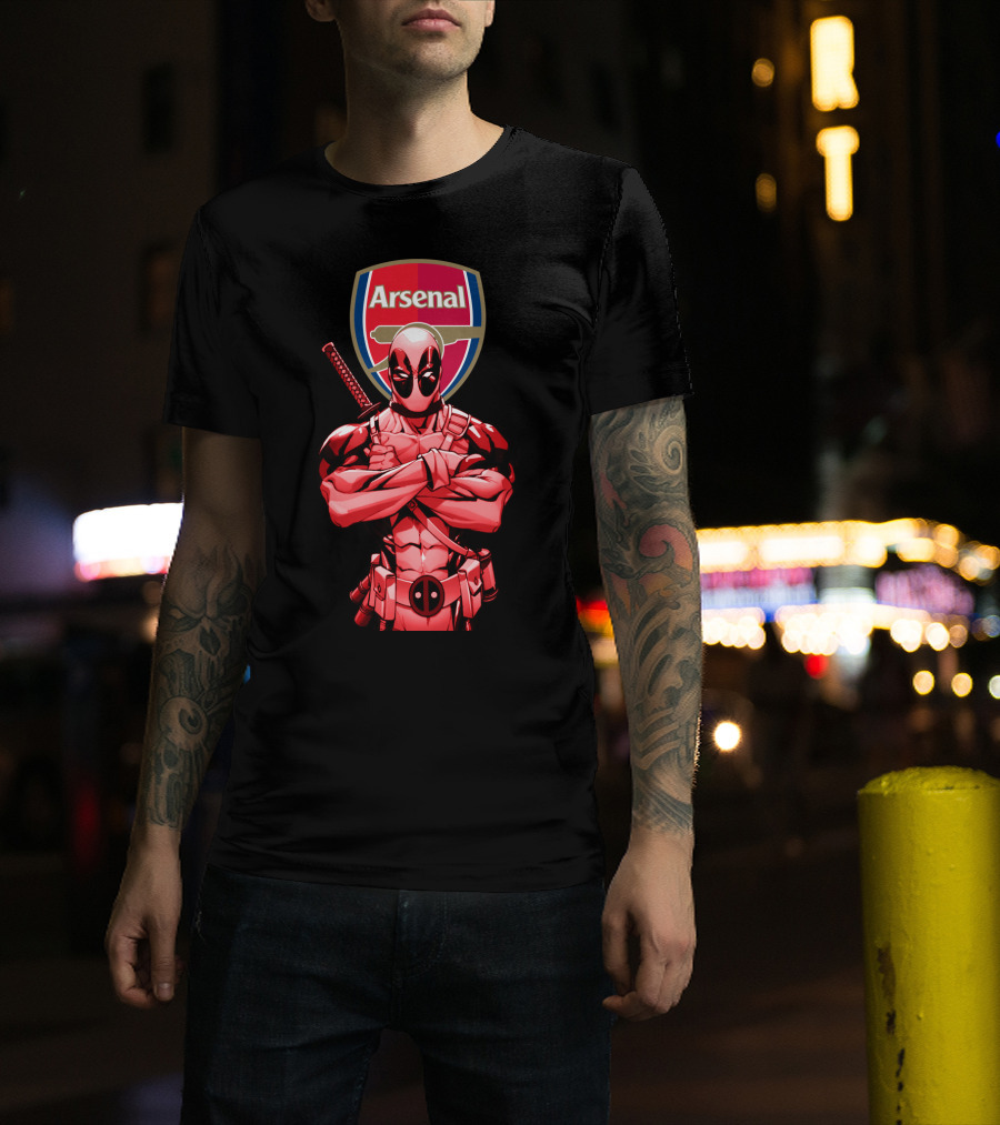 Arsenal Deadpool Crossover Football Fan T-Shirt