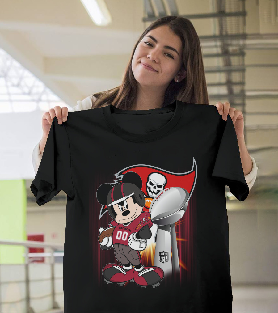 Mickey Buccaneers NFL Super Bowl Trophy Football Fan T-Shirt