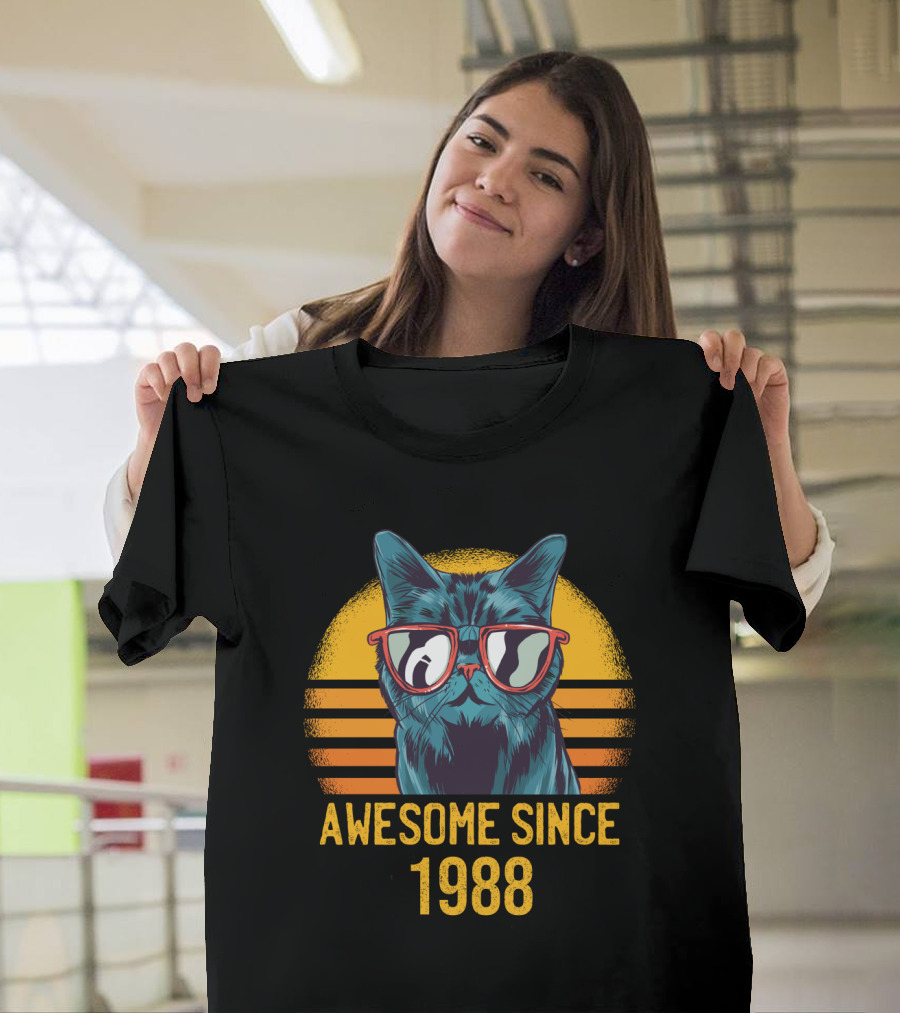 Awesome Cat Dad Ever Since 1988 Stylish Retro Sunglasses T-Shirt