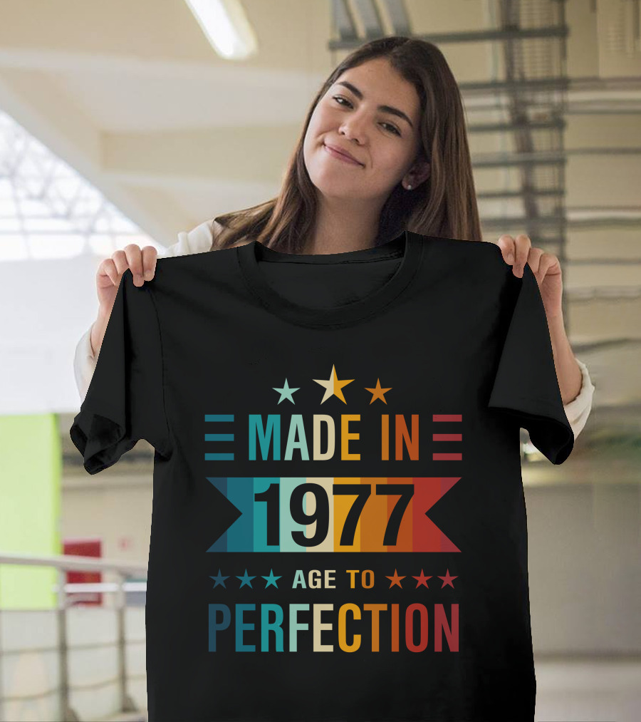Vintage Made in 1977 Age to Perfection T-Shirt